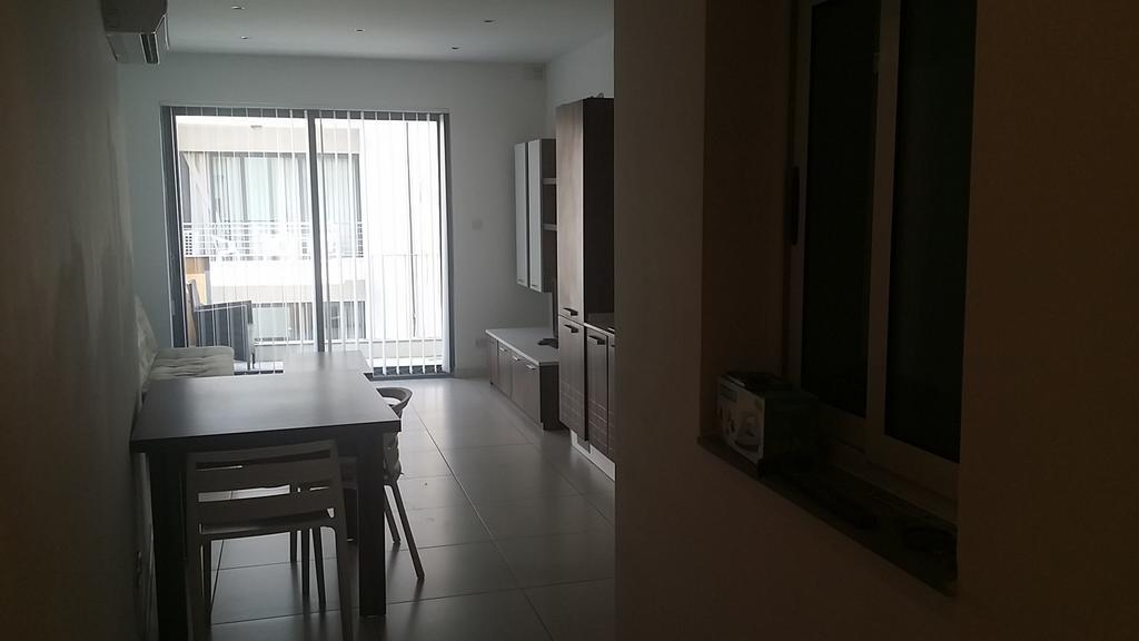 Paceville Montecarlo Apartments Saint Julian's Номер фото